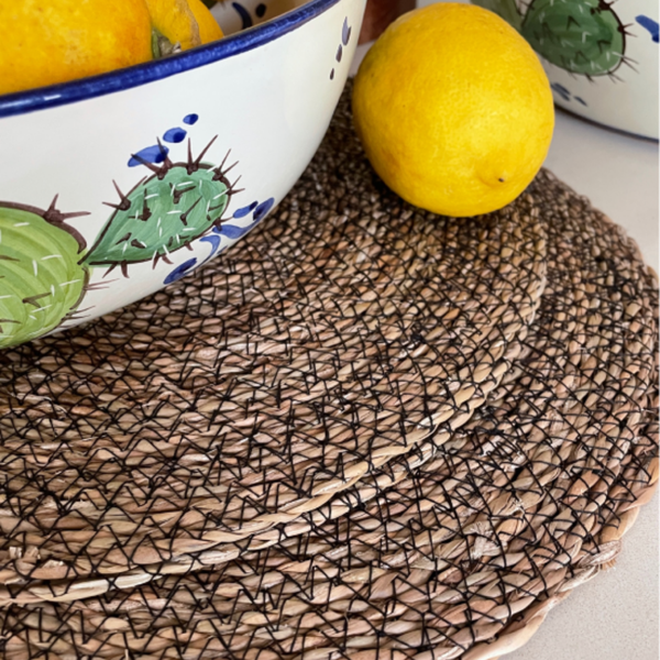 Seagrass Placemats Set 4 / Black Home Goods Hardware