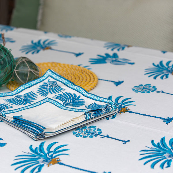 Los Cabos Round Tablecloth / White + Blue