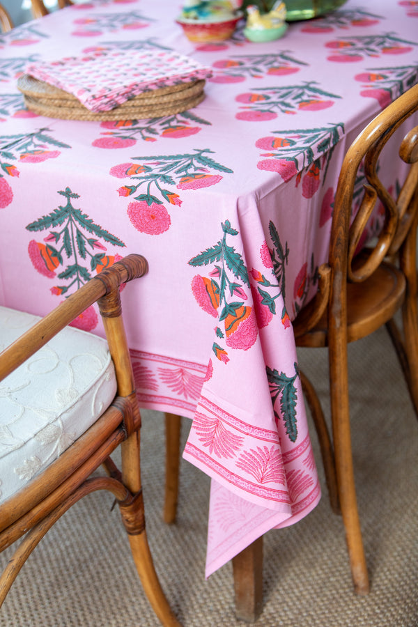 Big Marigold Tablecloth / Hibiscus