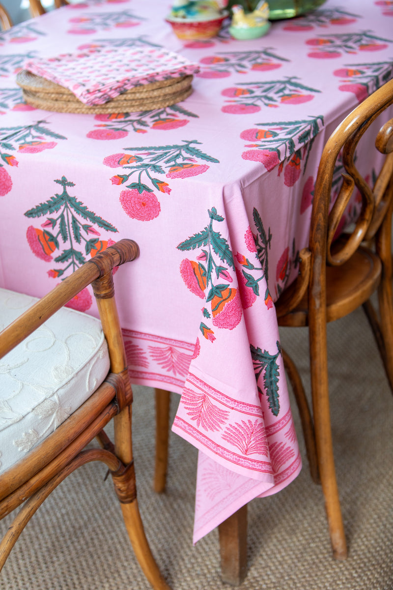 Big Marigold Tablecloth / Hibiscus