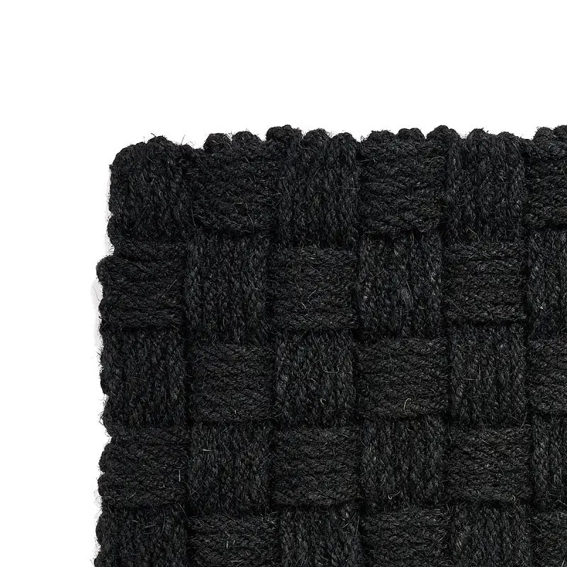 Hand Knotted Doormat / Lands End Black
