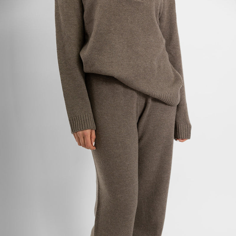 Polo Neck Jumper / Brown