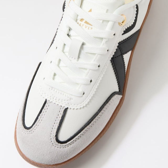 Elite Classic Sneaker / White + Black