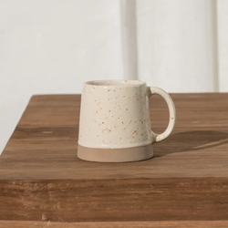 Andres Dipped Mug / Cream