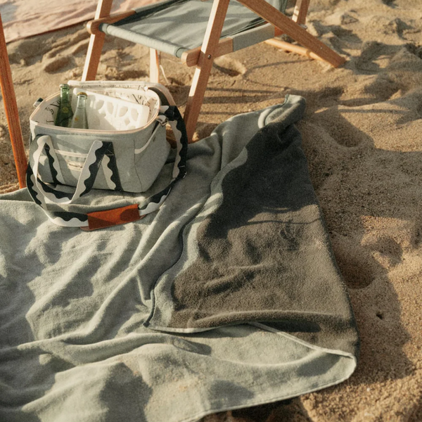 The Beach Towel / Riviera Green
