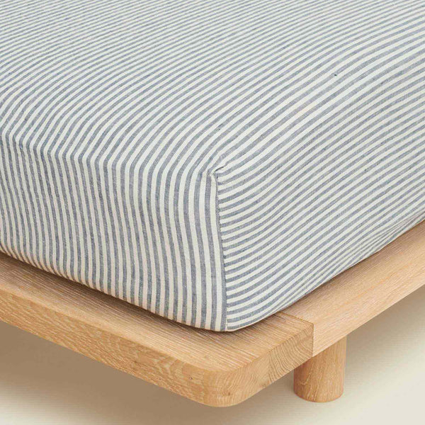 Fitted Sheet Queen / Blue Stripes
