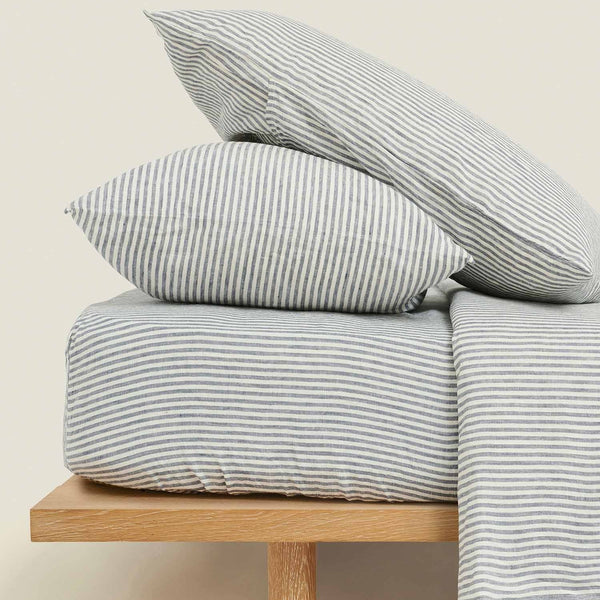 Fitted Sheet Queen / Blue Stripes