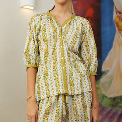 Cora Short Sleeve Blouse / Silverlake