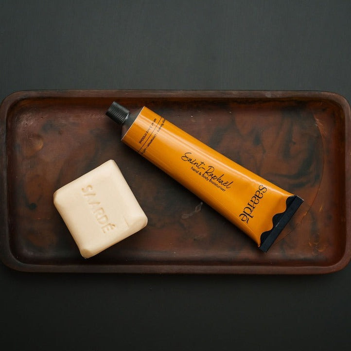 Hand + Body Moisturiser / Saint-Raphael