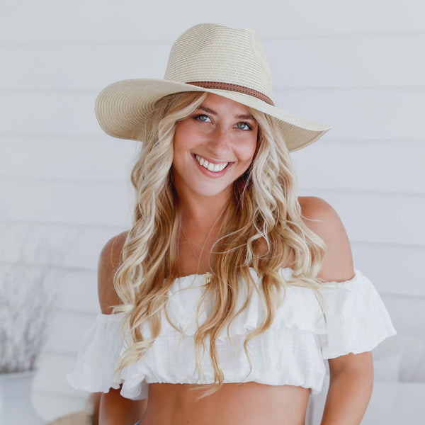 Pananma Hat with Tan Band / Natural
