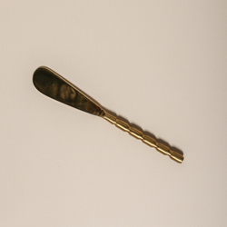Form Spread Knife
