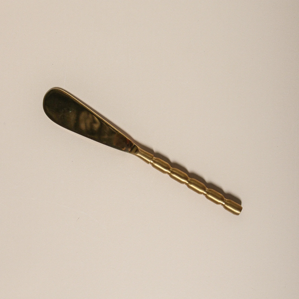 Form Spread Knife