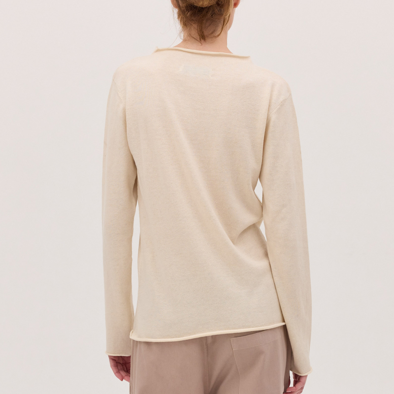 The Funnel Neck Top / Vanilla