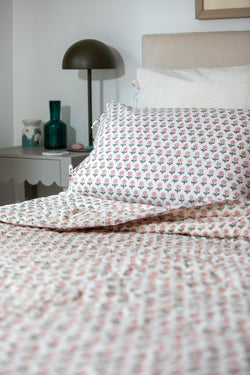 Happy Daisy Quilt / Cameo + Green