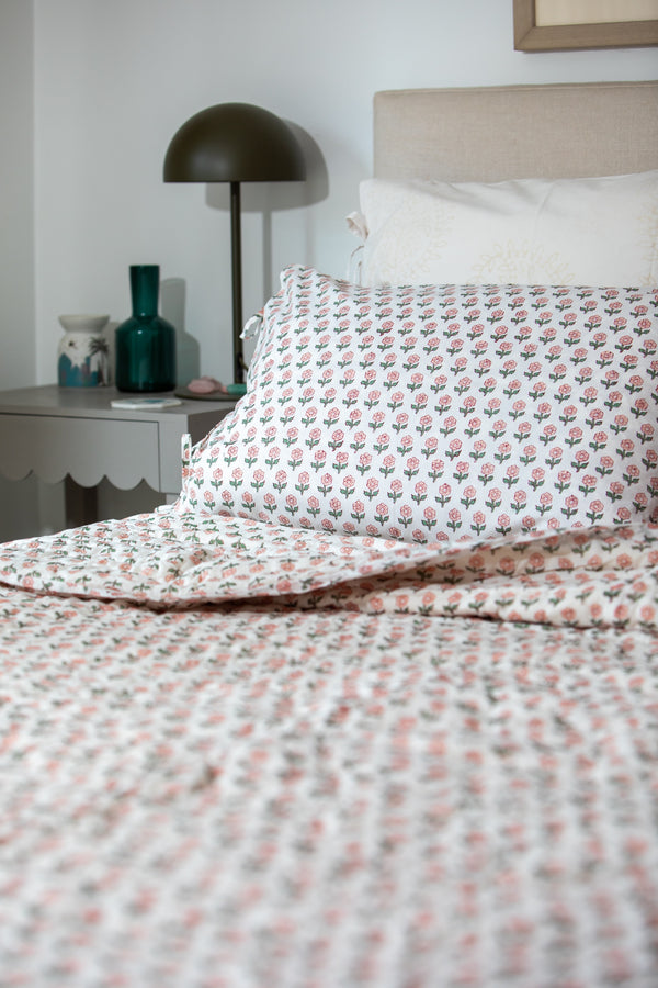 Happy Daisy Quilt / Cameo + Green