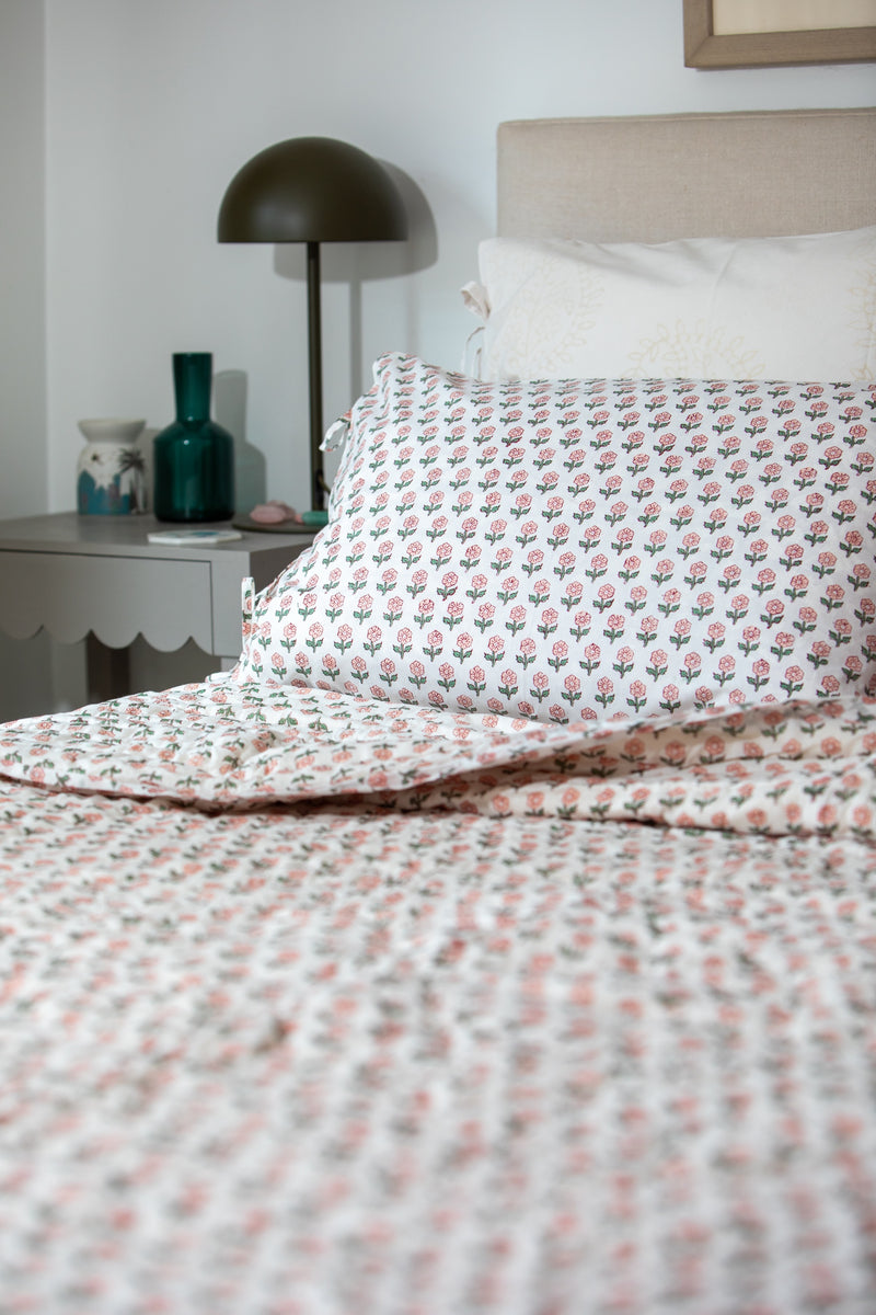 Happy Daisy Quilt / Cameo + Green