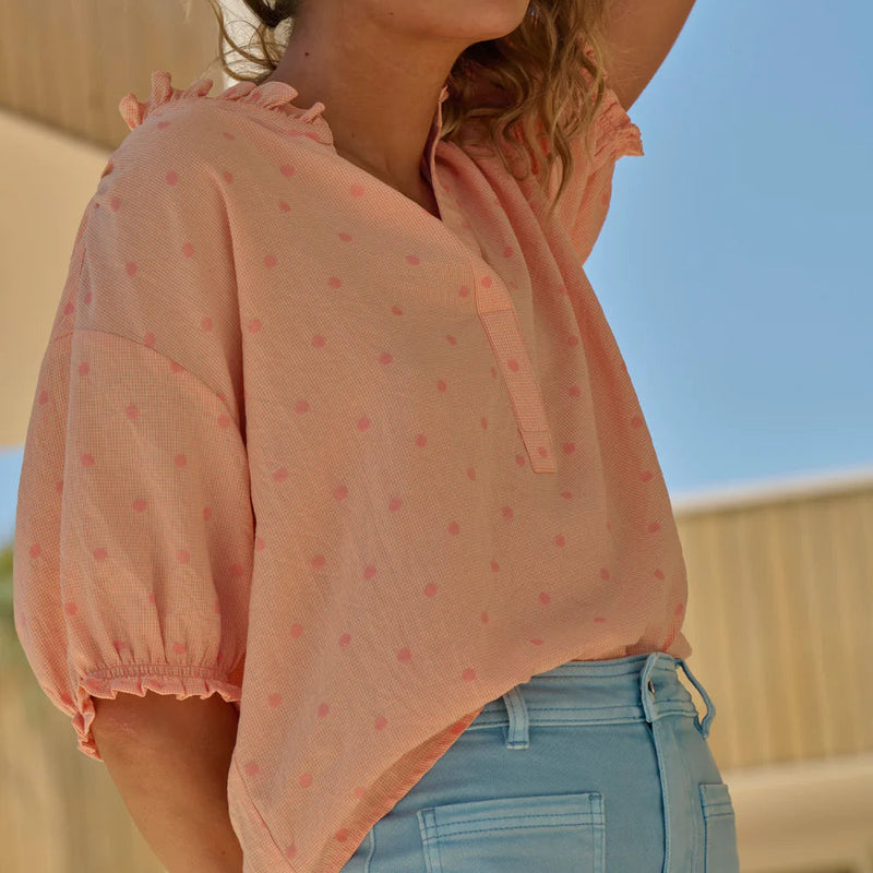 Sara Shirt / Peach w Pink Dots