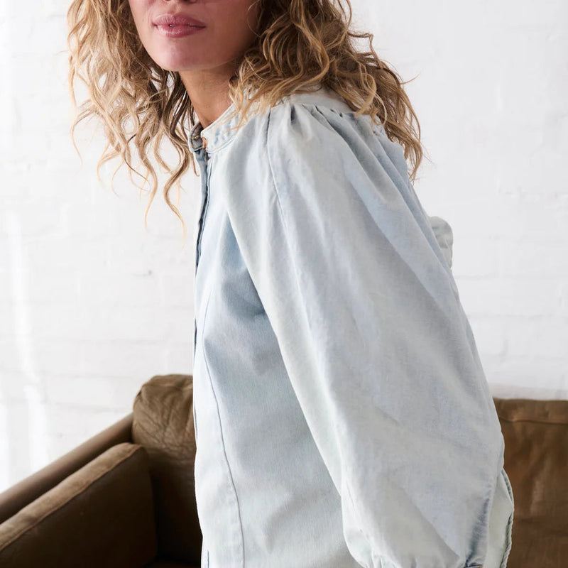 Gabriella Shirt / Sky Blue