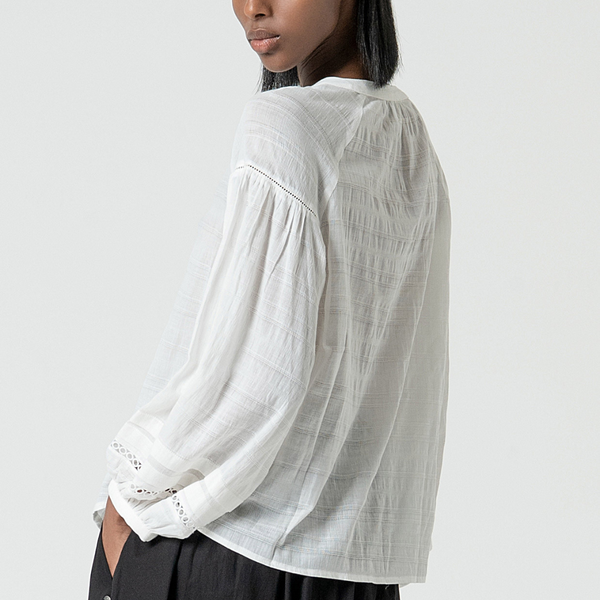 Maho Open Collar Blouse / White