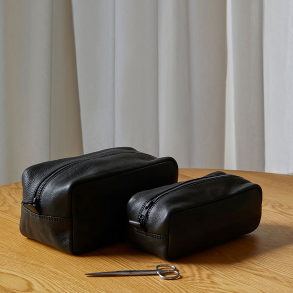 Marlo Leather Wash Bag Small / Black