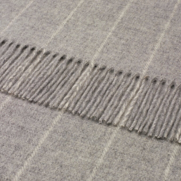 Pinstripe Throw / Grey