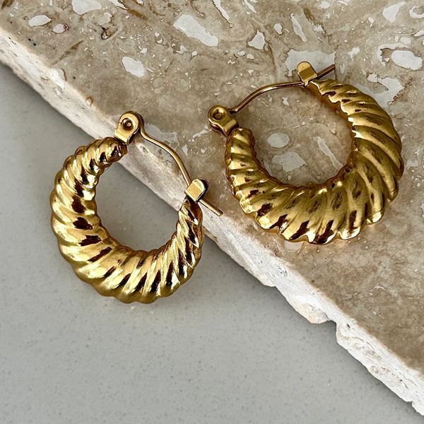 Quinn Hoop Earrings