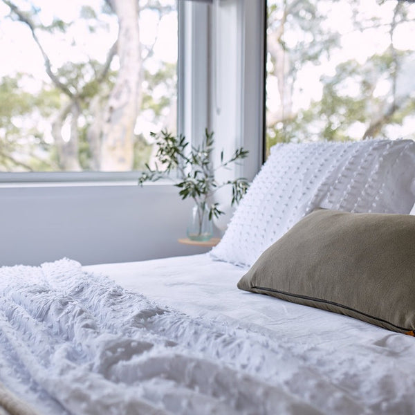 Shore Flat Sheet / White