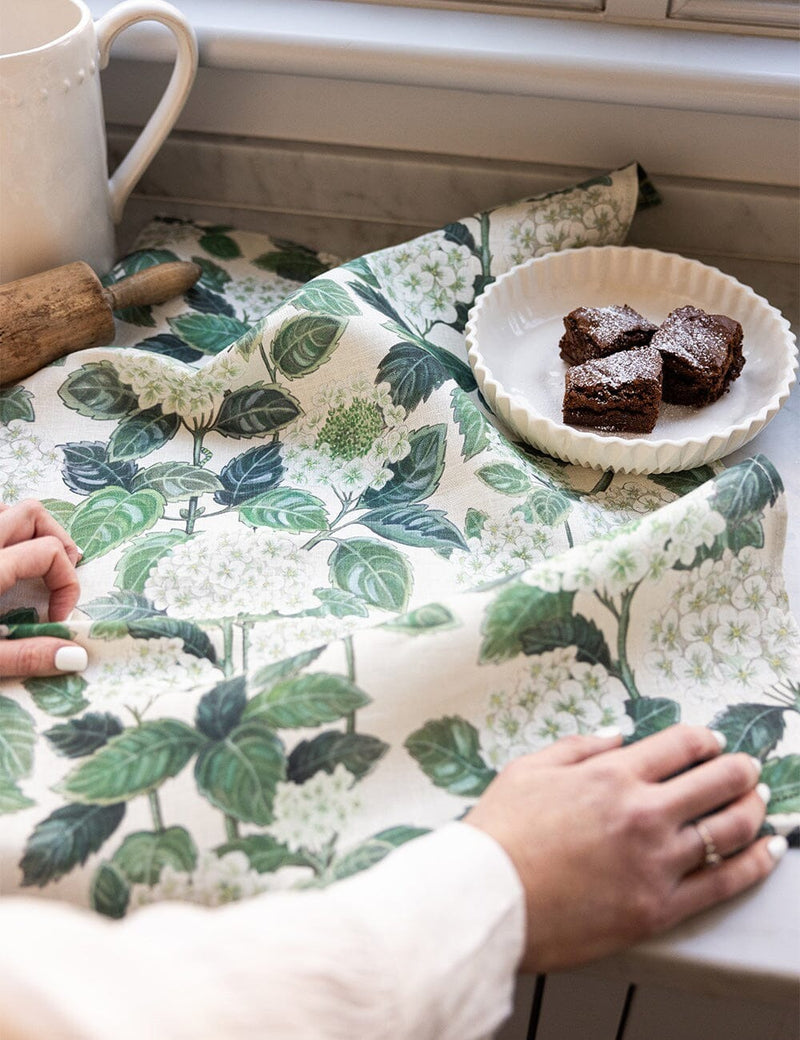 100% Linen Tea Towel / Hydrangea