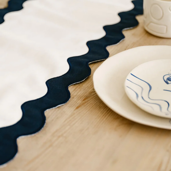 Table Runner / Riviera White