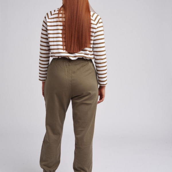 Tapered Leg Pant / Military Green