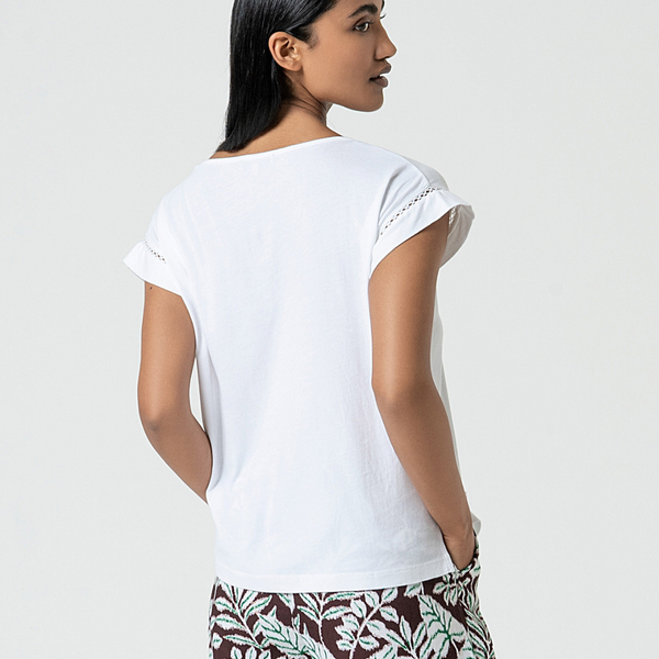 TShirt with V Neck