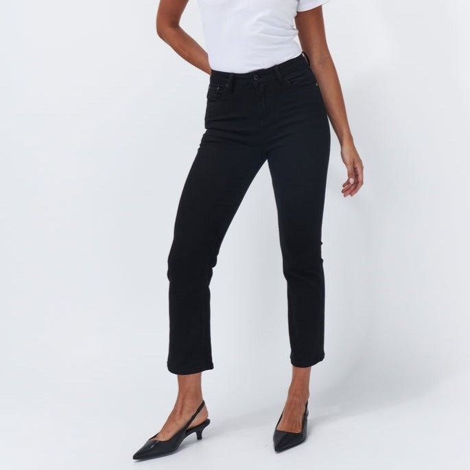 Vacay Jean Finished Hem  / Black