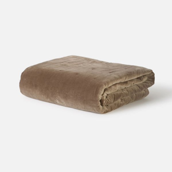 Velvet Quilt Queen / Doe