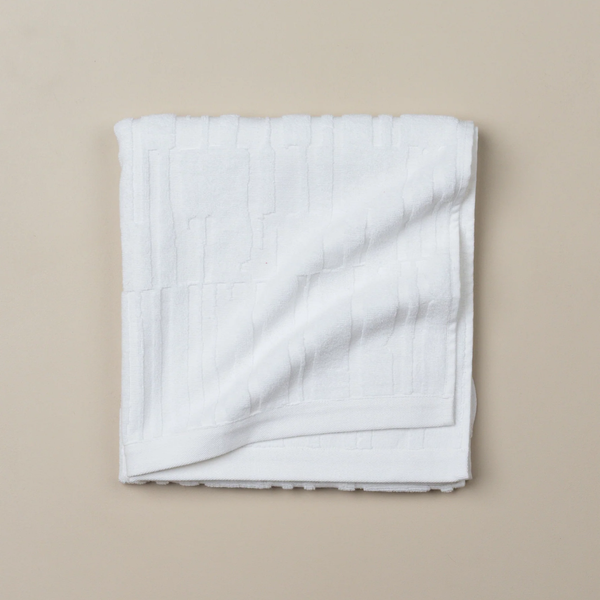 Architectural Bath Towel / White