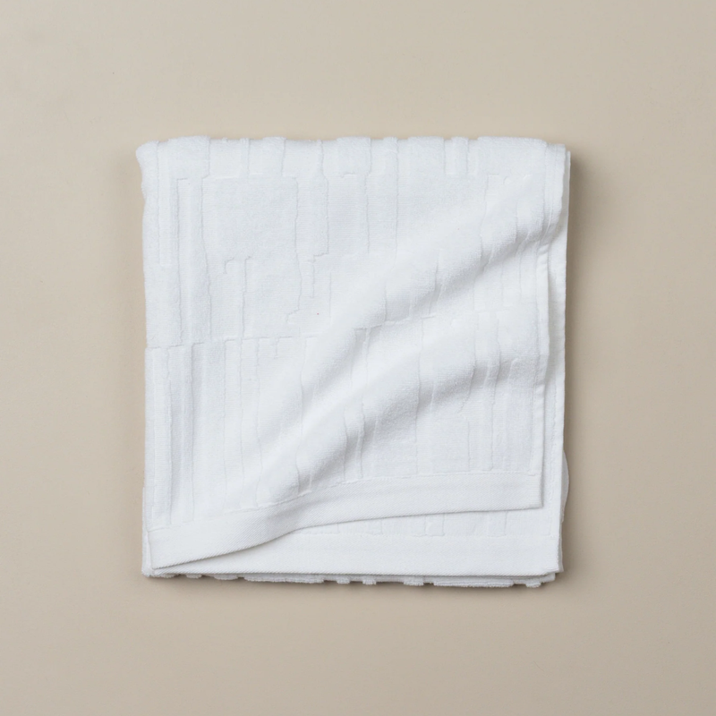Architectural Bath Towel / White