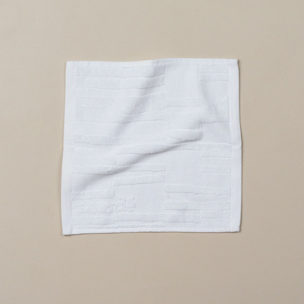 Architectural Face Washer / White