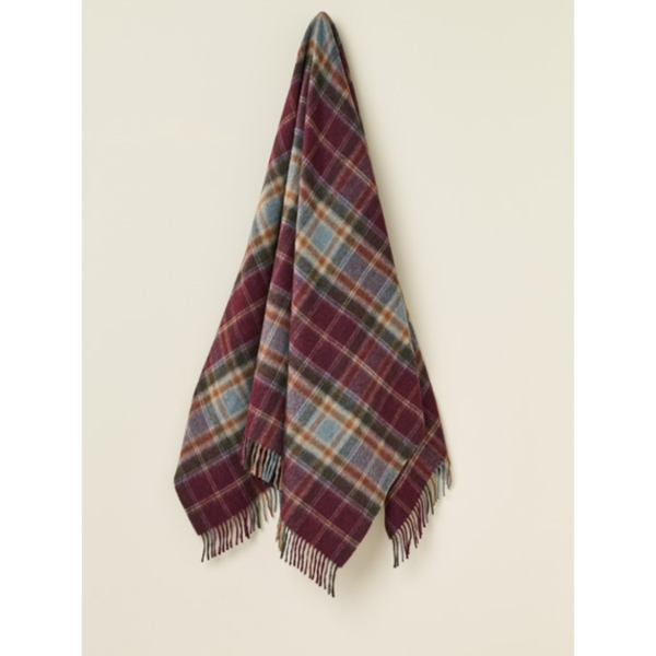 Winterton Throw / Burgandy
