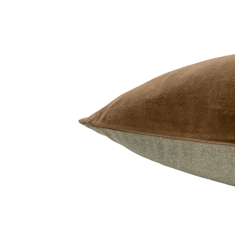 Classic Rectangle Velvet Cushion / Caramel