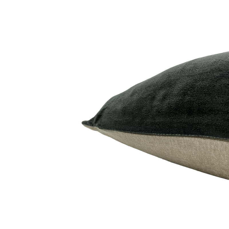 Classic Rectangle Velvet Cushion / Evergreen