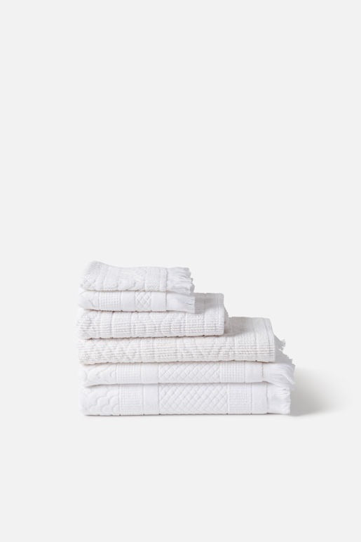 Jacquard Bath Towel / White