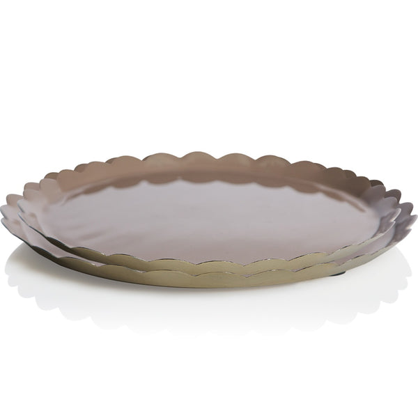 Bazaar Scallop Round Tray Small / Truffle