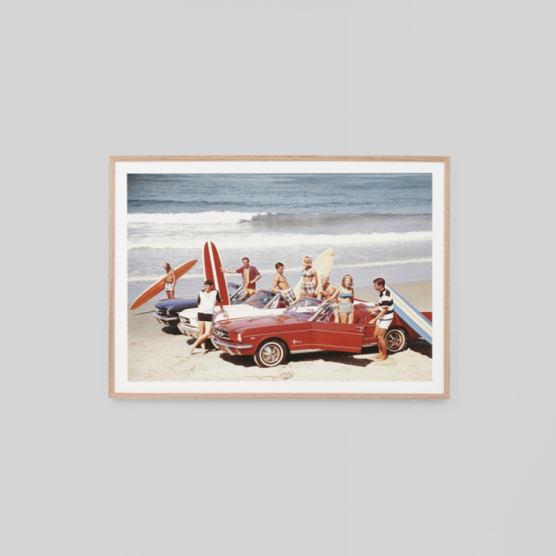 Santa Monica Surfers / 114 x 85cm