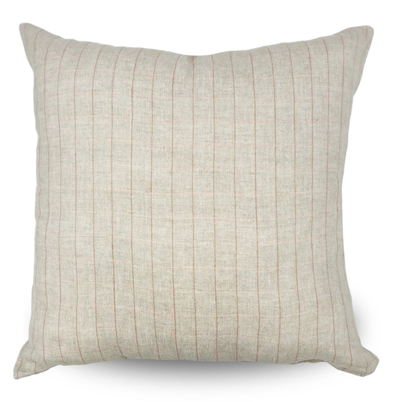 Retreat Finery Cushion / Pink