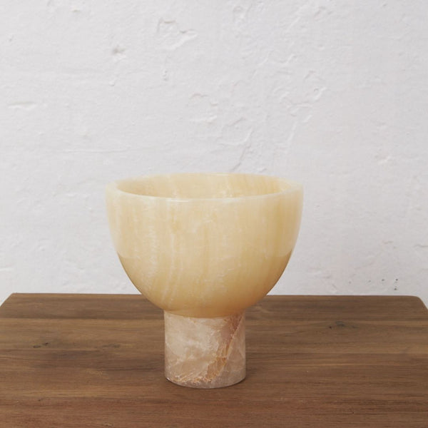 Oberoi Onyx Standing Bowl