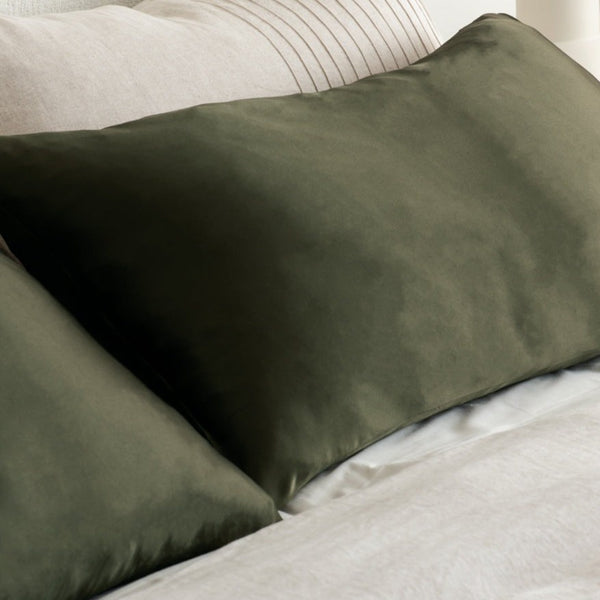Silk Pillowcase / Olive