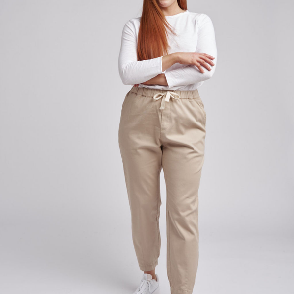 Tapered Leg Pant / Taupe