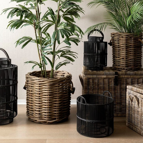 Pavillion Rhodes Outdoor Planter Black / Small