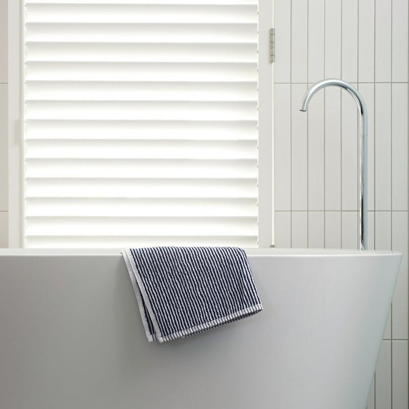 Stripe Cotton Bath Mat / Navy White